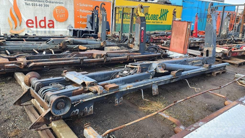  Hooklift DAMAGED Кранове с кука