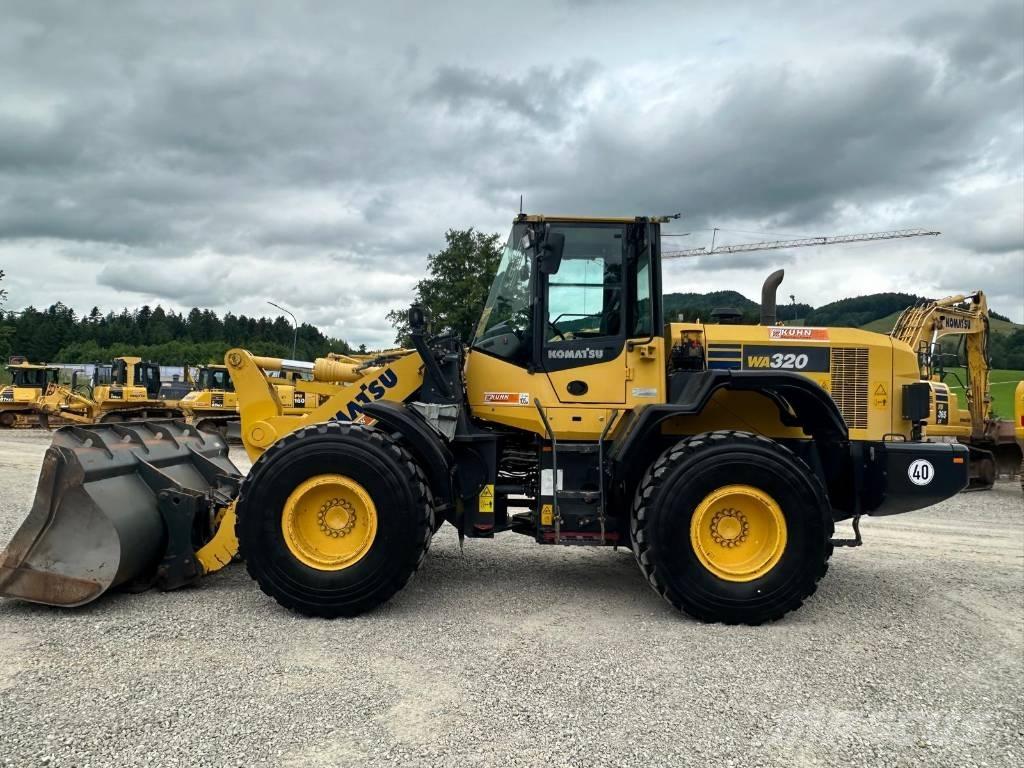 Komatsu WA 320-7 Колесни товарачи
