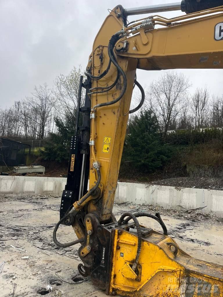 CAT 352 Багери за разрушаване
