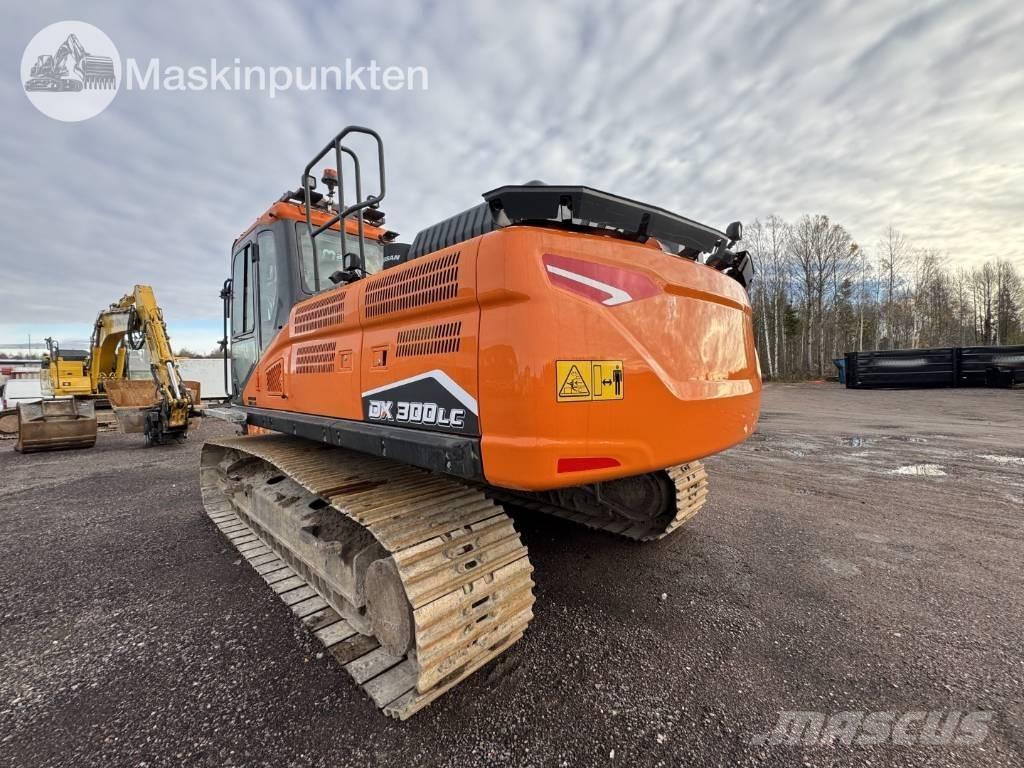 Doosan DX 300 LC Верижен екскаватор