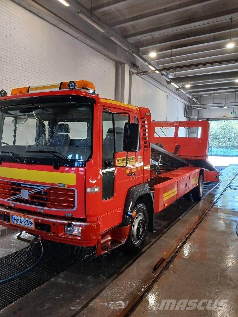 Volvo FL 6 Автомобили за пътна помощ