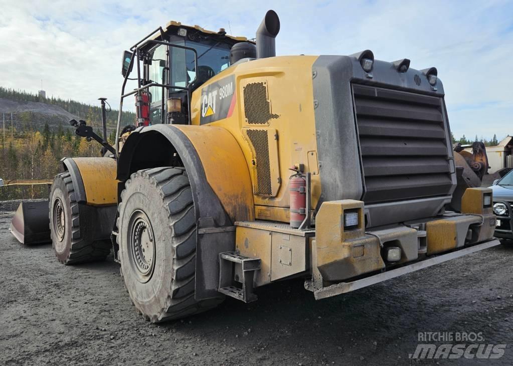 CAT 980 M Колесни товарачи