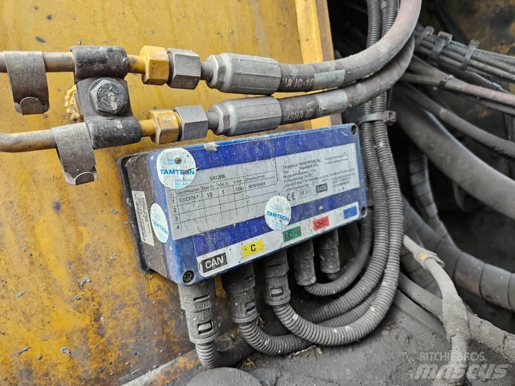 CAT 980 M Колесни товарачи