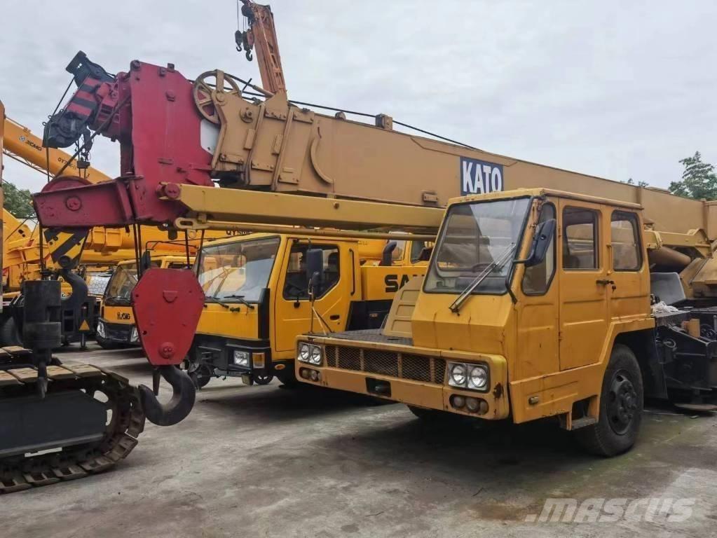 Kato 2500 KVA Всъдеходни кранове