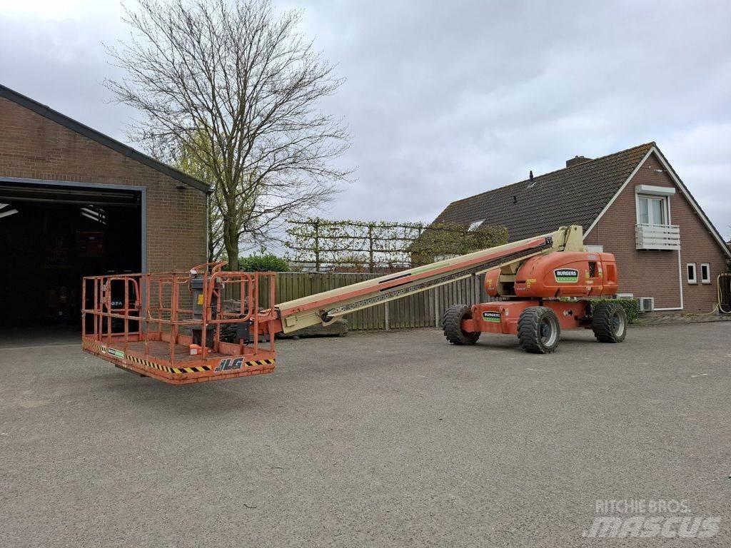 JLG 680S Телескопични повдигачи
