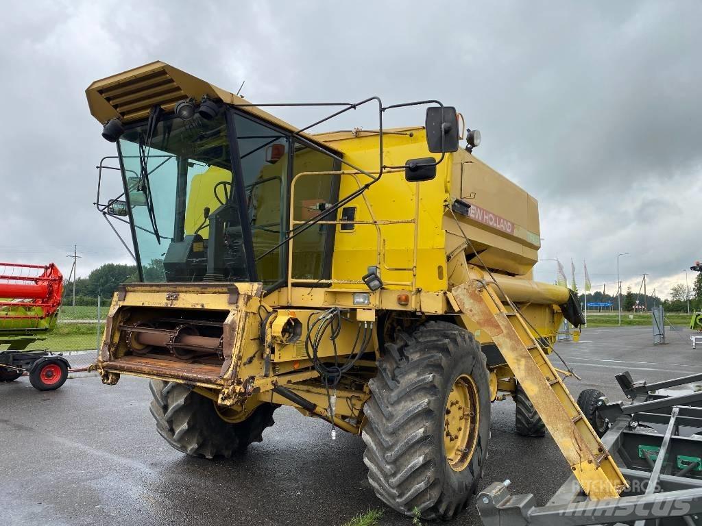 New Holland TF 46 Комбайни