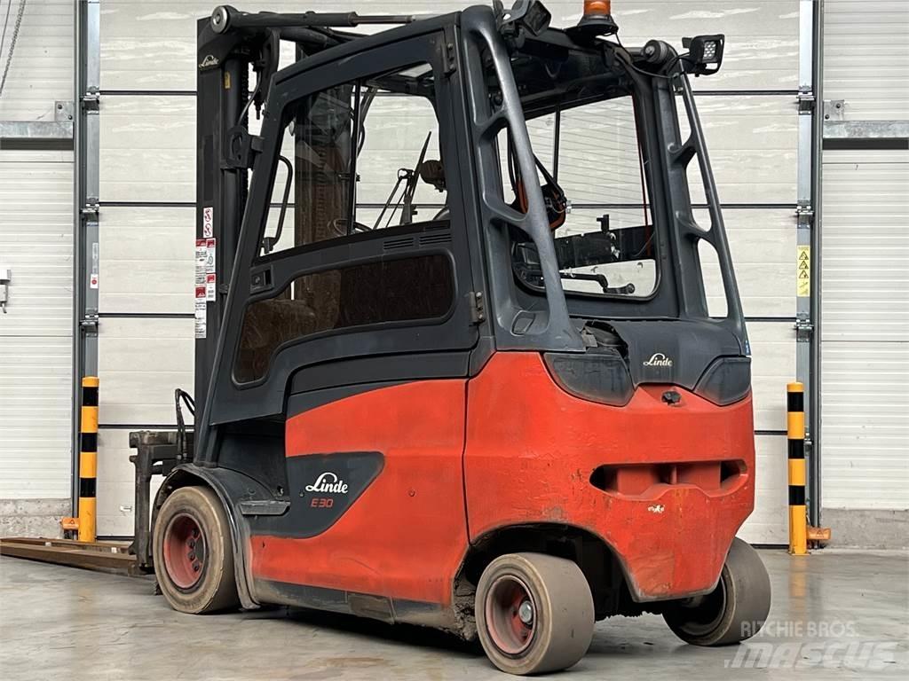 Linde E30/600HL Електрически вилични кари-повдигачи
