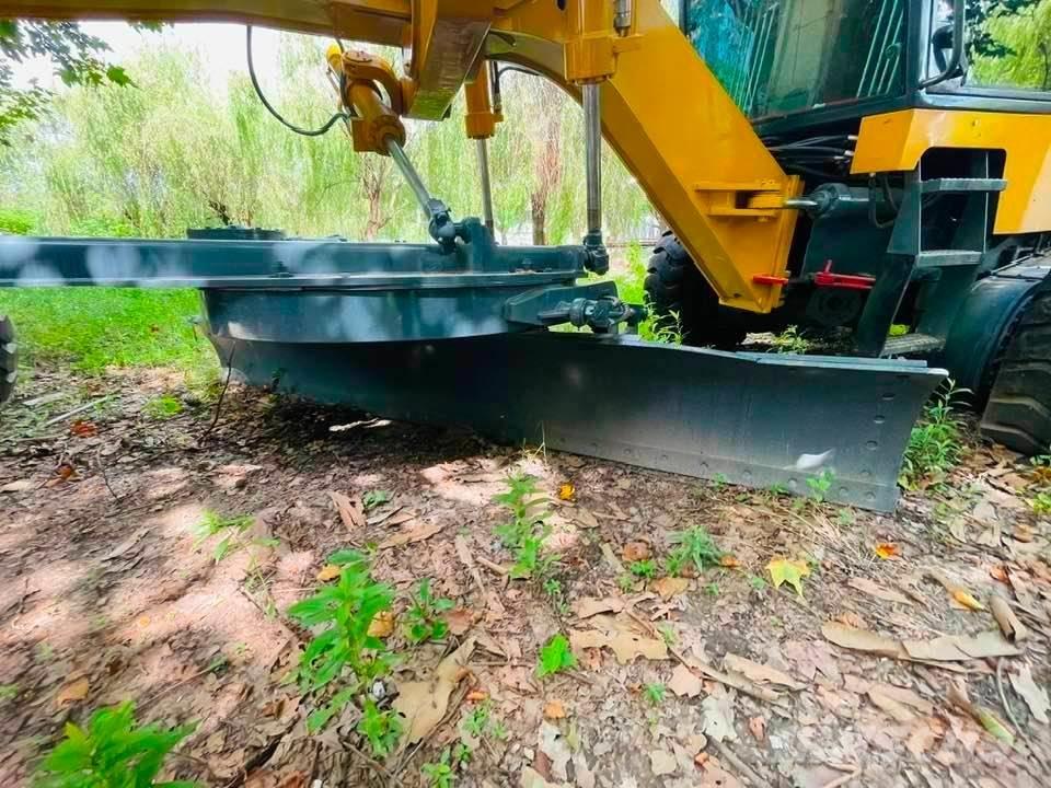 XCMG GR1803 Грейдери