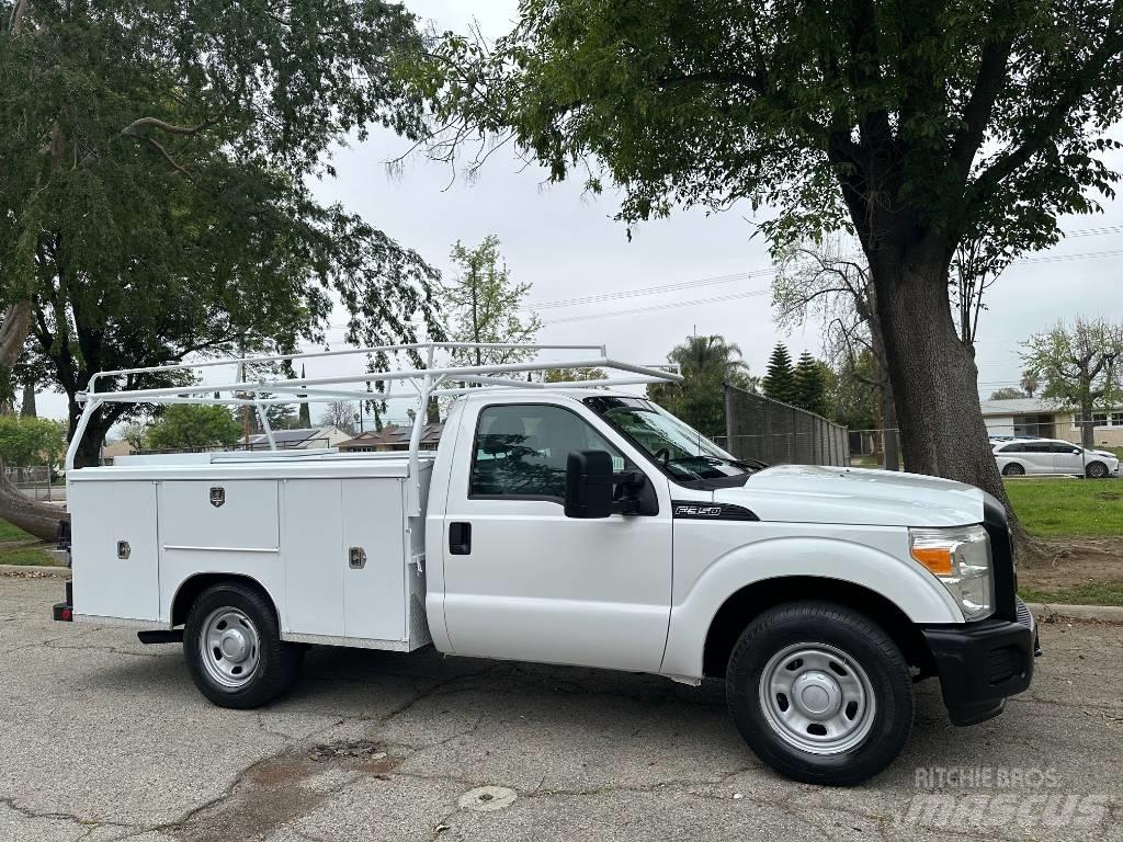 Ford F 350 Пикапи