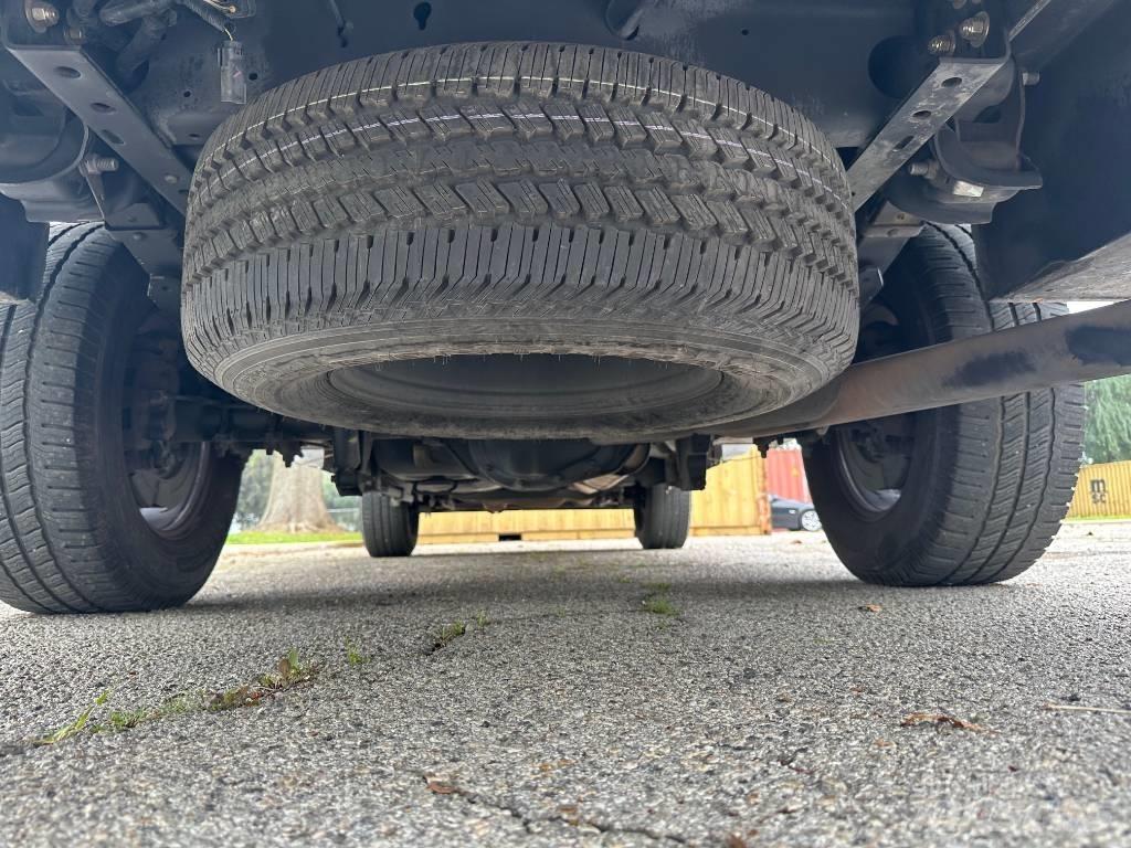 Ford F 350 Пикапи