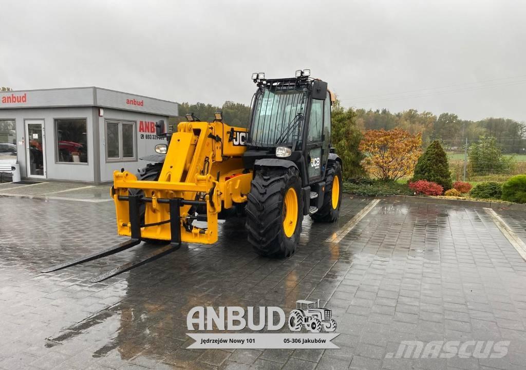 JCB 541-70 Agripro Телескопични челни товарачи
