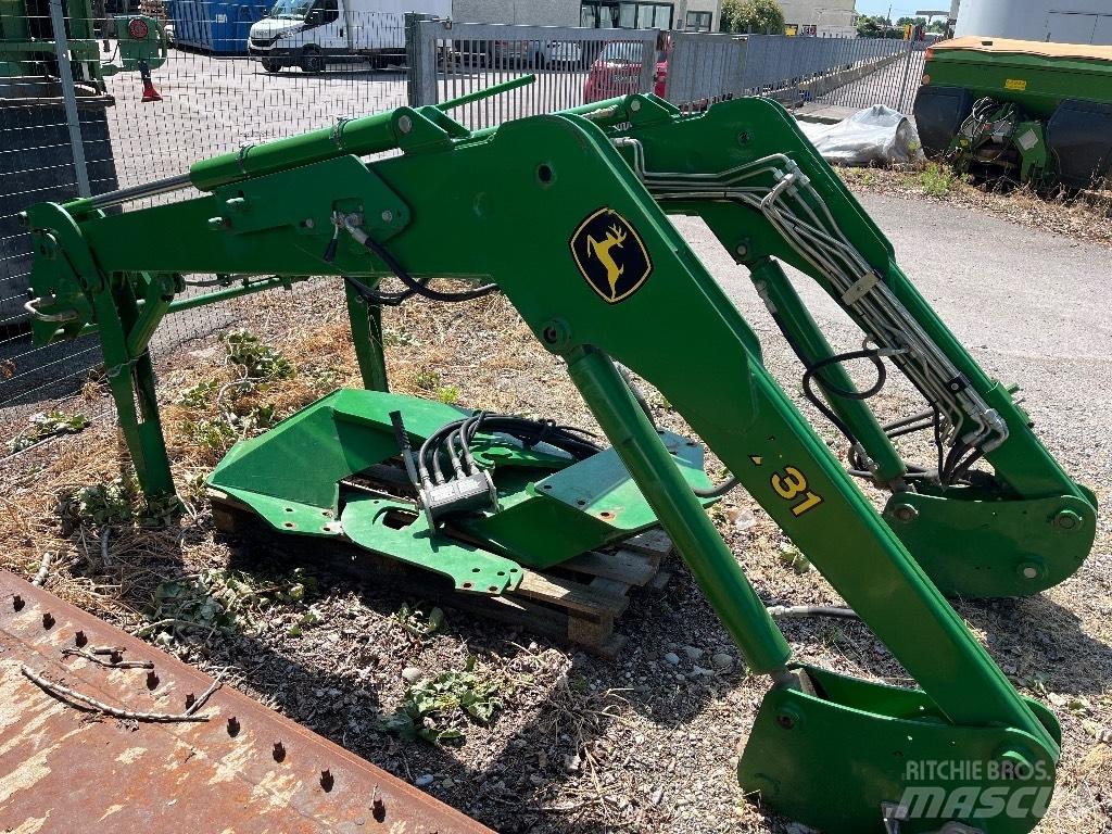 John Deere 731 Челни товарачи и багери