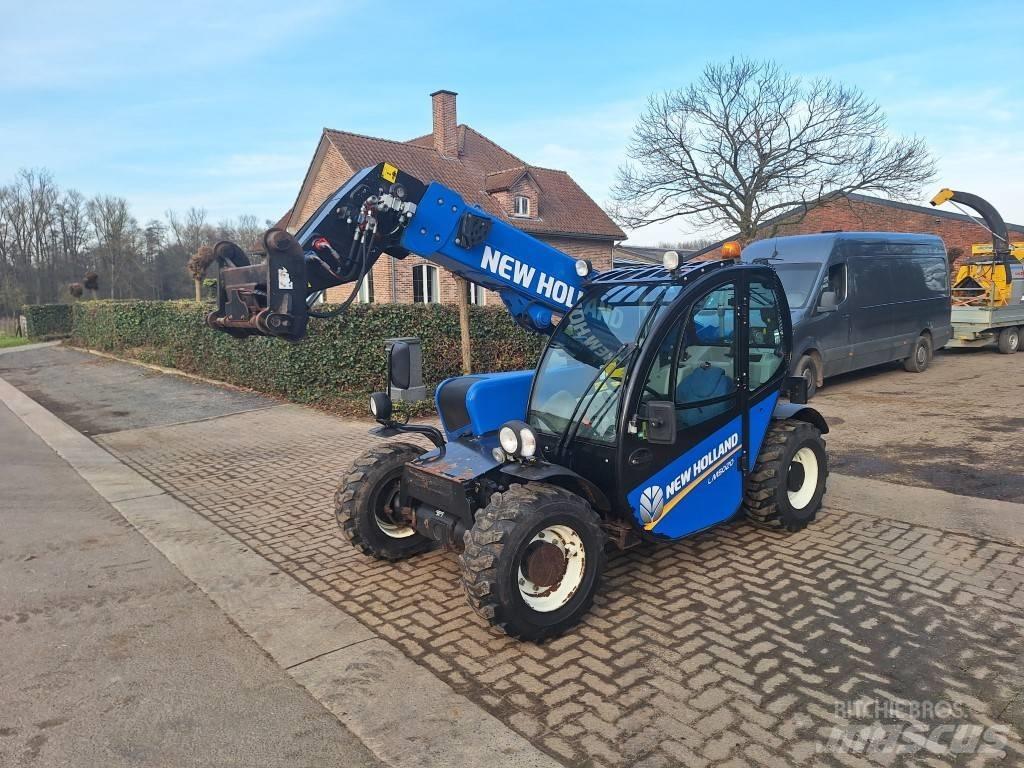 New Holland LM 5020 Телескопични товарачи