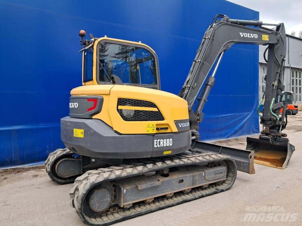 Volvo ECR 88 D Средни екскаватори 7т - 12т
