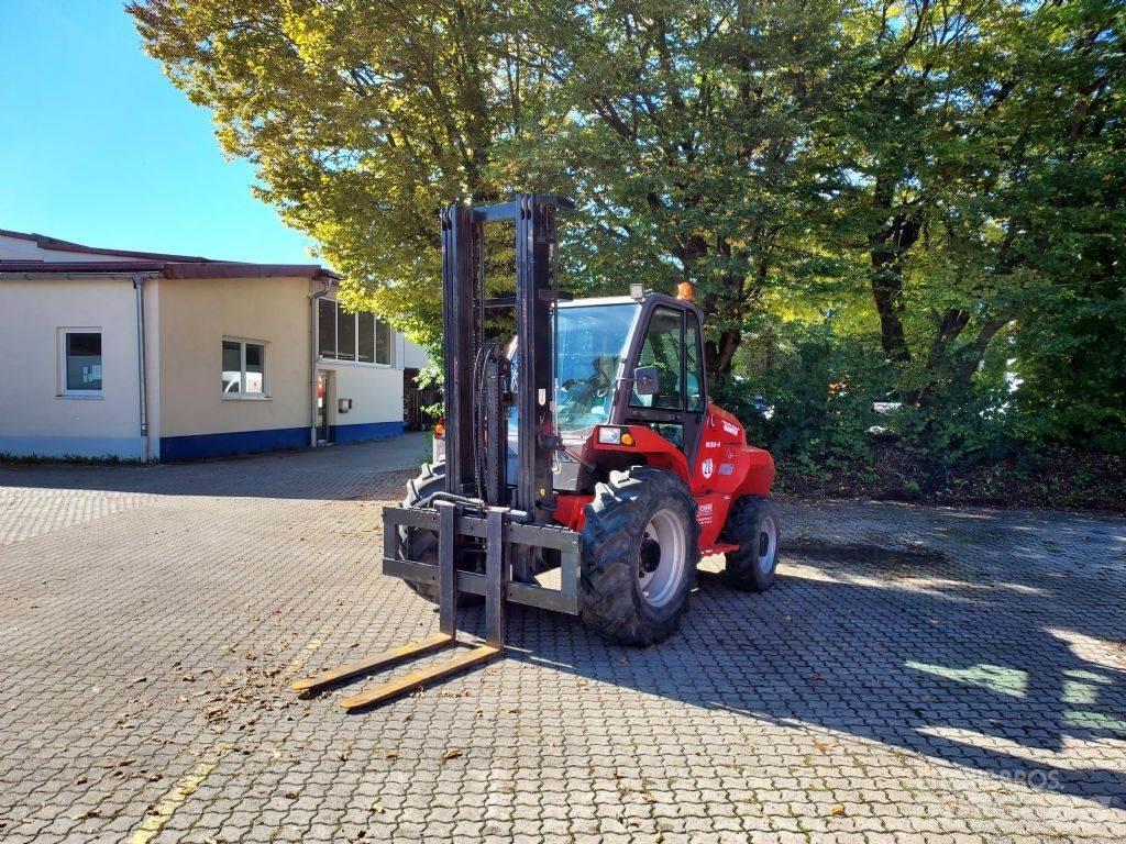 Manitou M 30.4 Камиони за херавни местности
