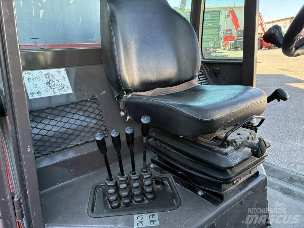 Manitou M 50-4 Камиони за херавни местности