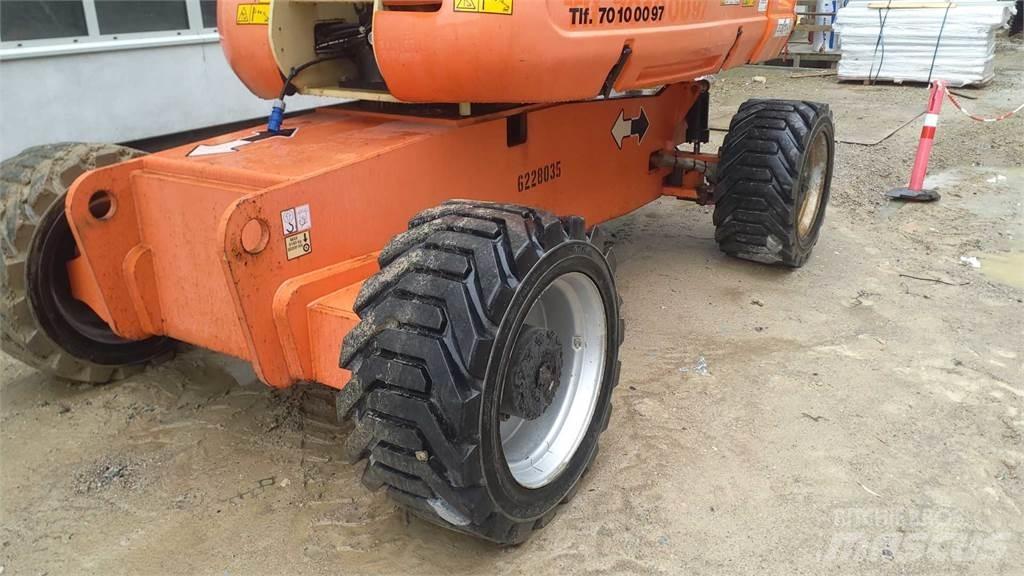 JLG 860SJ Телескопични повдигачи
