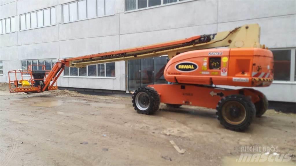 JLG 860SJ Телескопични повдигачи
