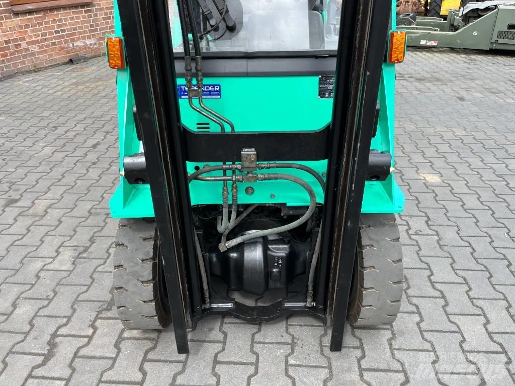 Mitsubishi FG18N Камиони с АГУ