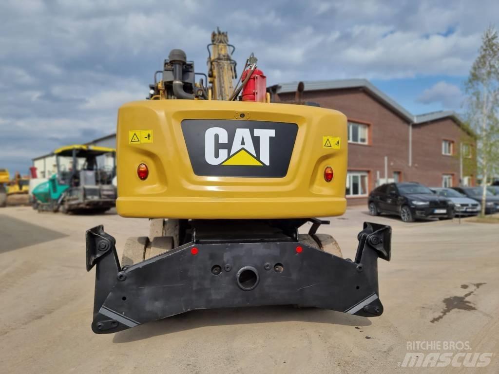 CAT MH 3022 Оператори на отпадъци/индустрия
