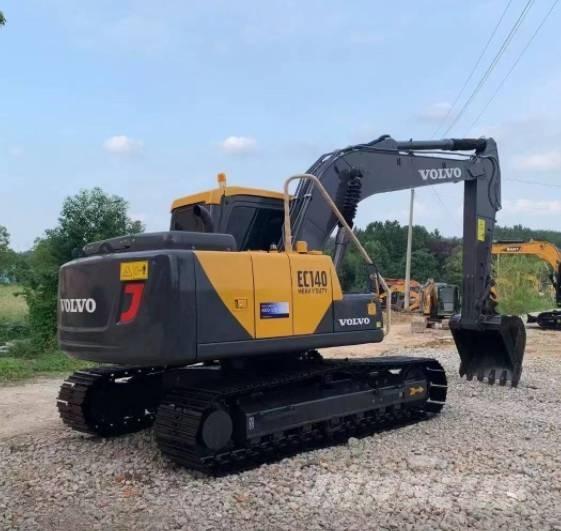 Volvo 140 Верижен екскаватор