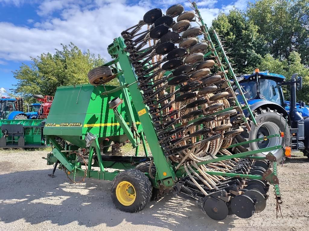 John Deere 740 A Редосеялки