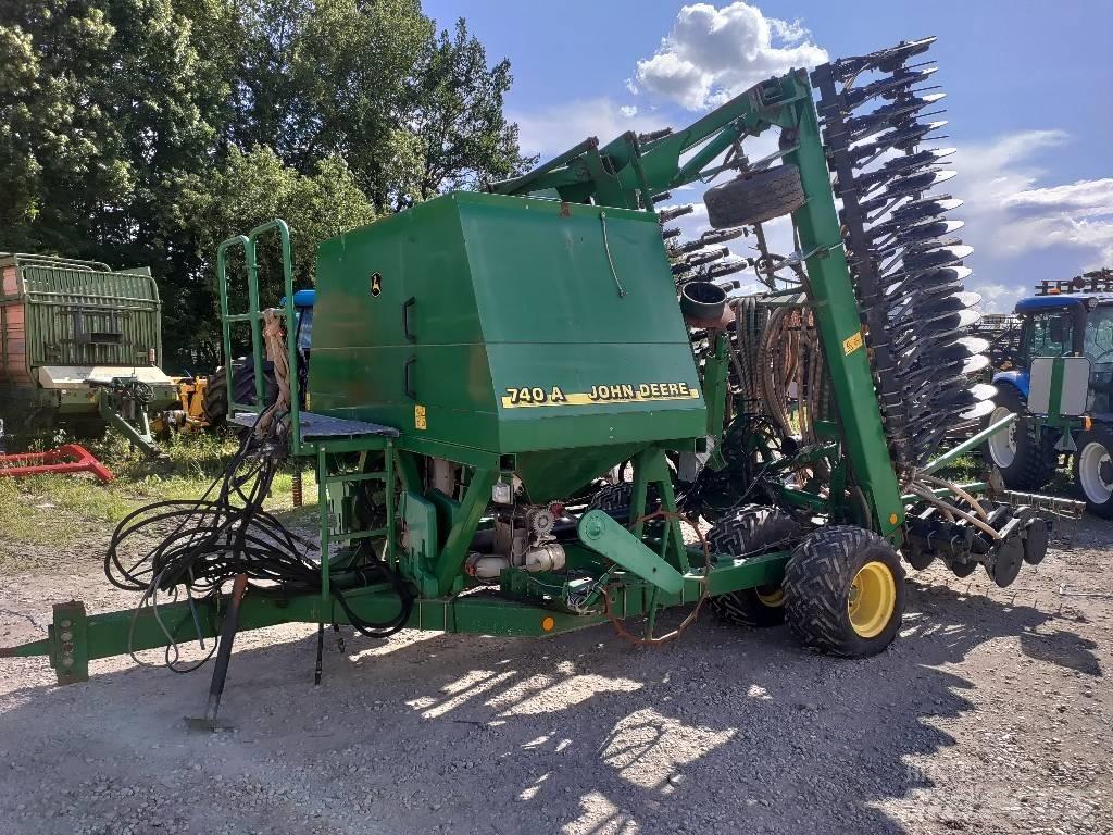 John Deere 740 A Редосеялки