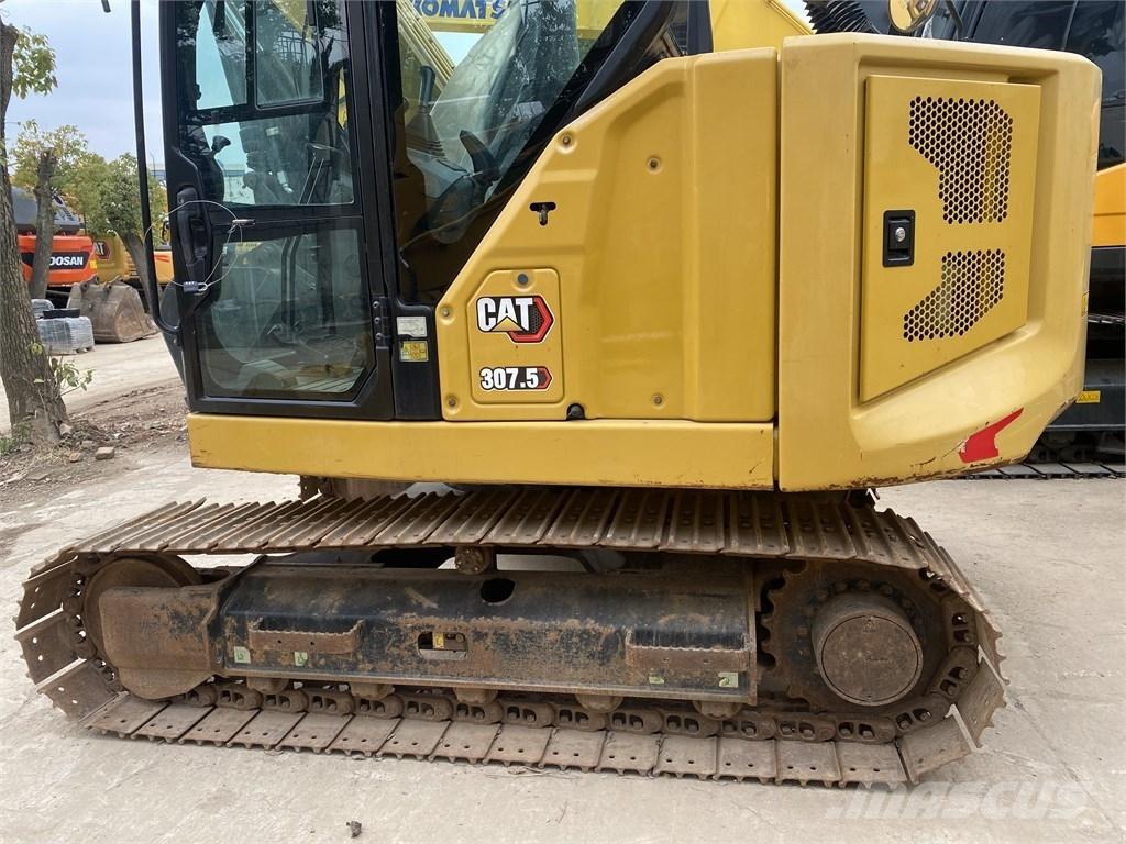 CAT 307.5 Средни екскаватори 7т - 12т