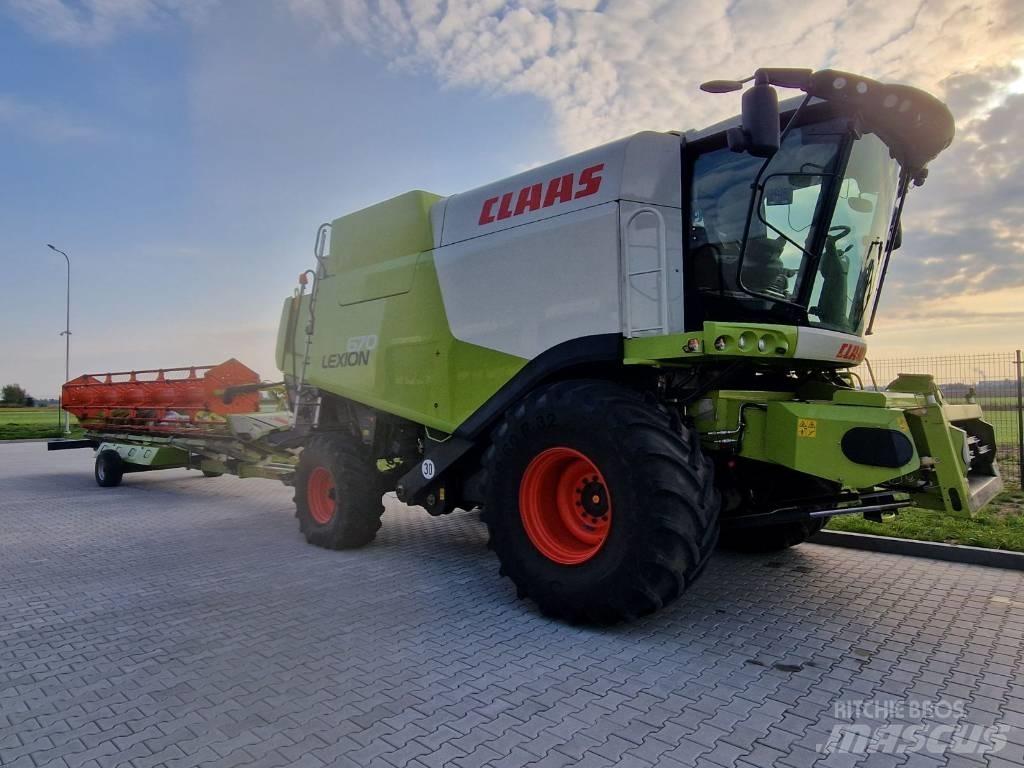 CLAAS Lexion 670 Комбайни