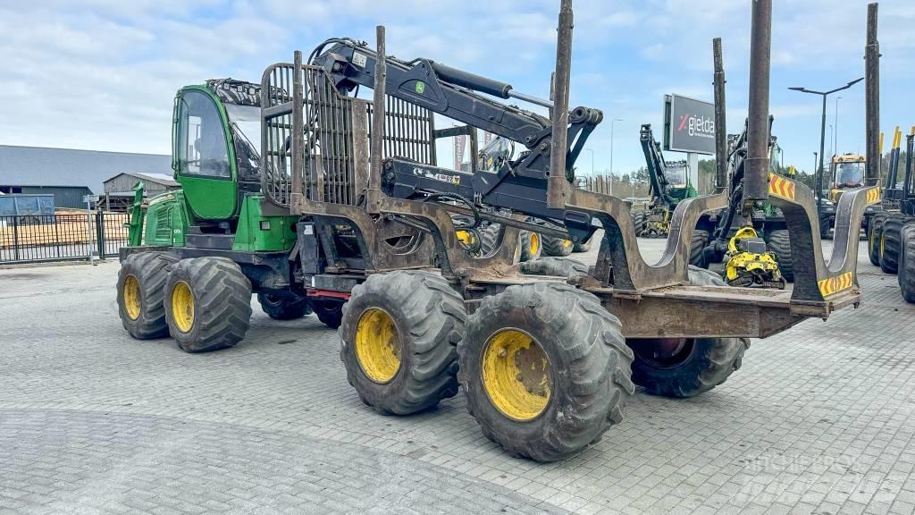 John Deere 1010 E Форуардери
