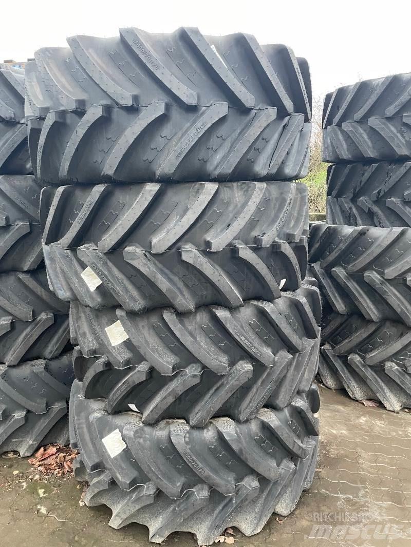 BKT IF 600/70R28 Колелета/Гуми