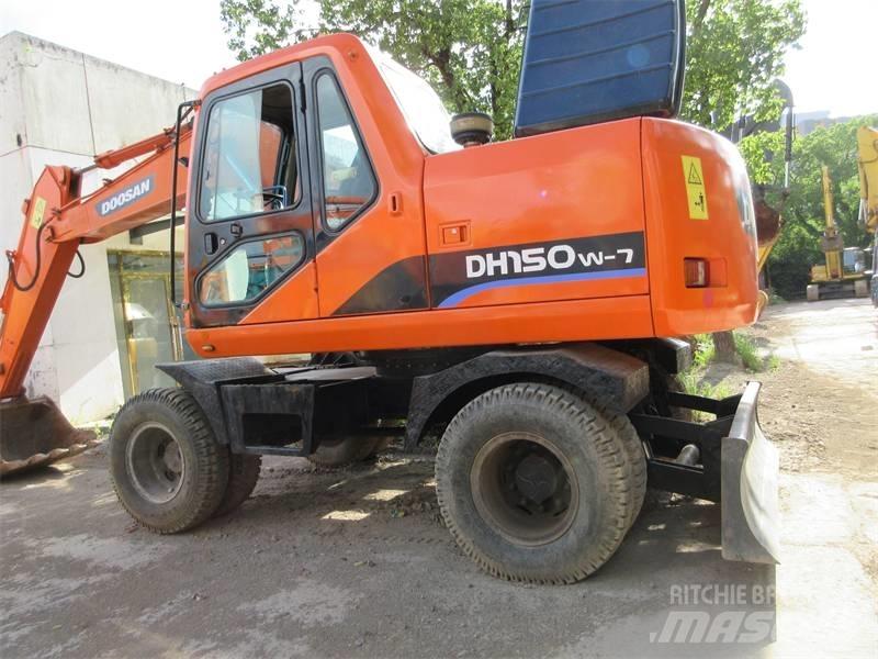 Doosan DH150W-7 Колесни екскаватори