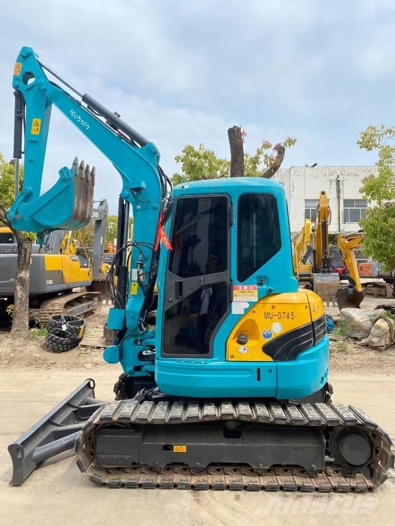 Kubota U40 Мини екскаватори < 7 т