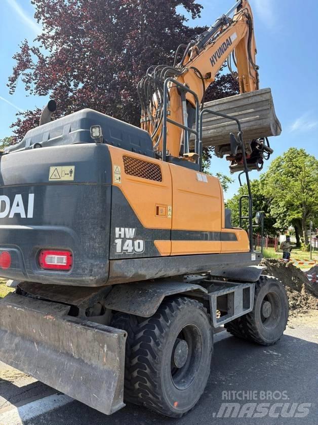 Hyundai HW 140 Колесни екскаватори