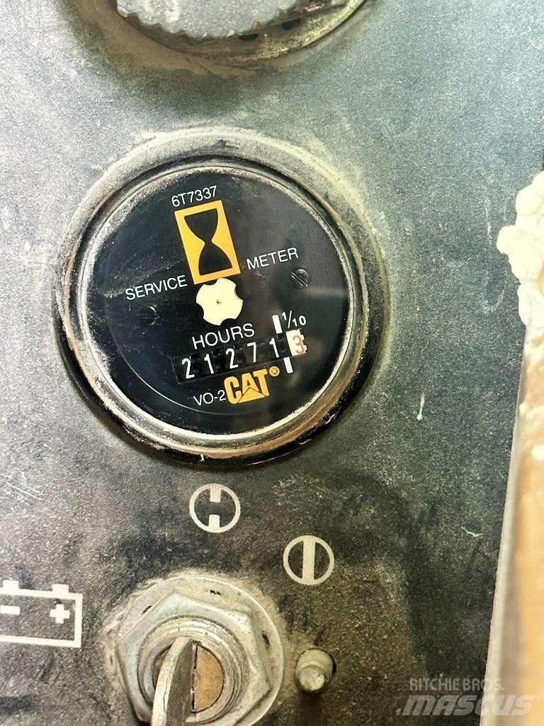 CAT 777 B Странични самосвали