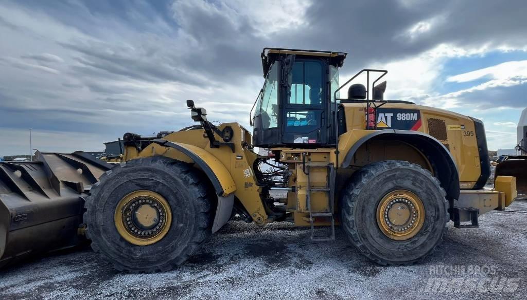 CAT 980 M Колесни товарачи
