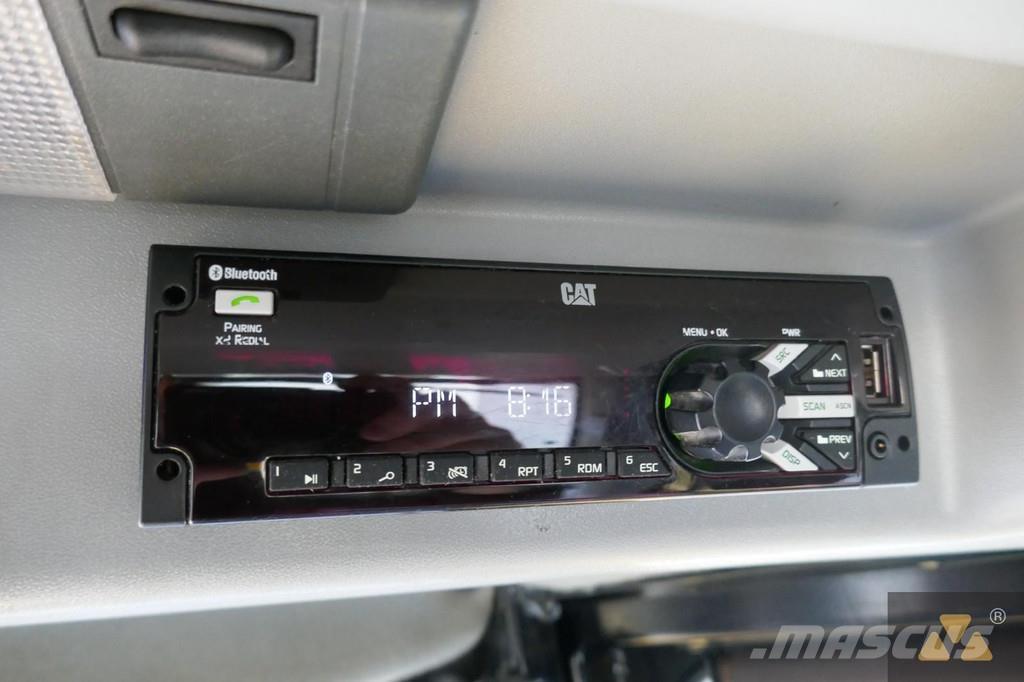 CAT D8T Верижни булдозери
