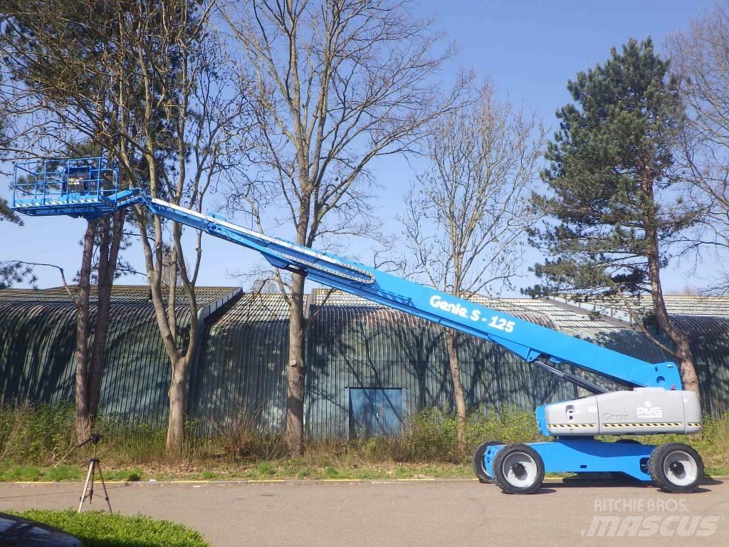 Genie S125 Телескопични повдигачи
