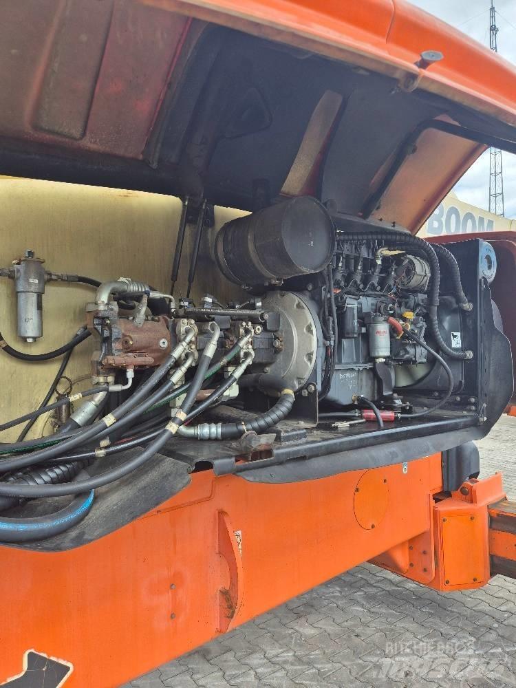 JLG 1250 AJP Съчленени стрелови подемници