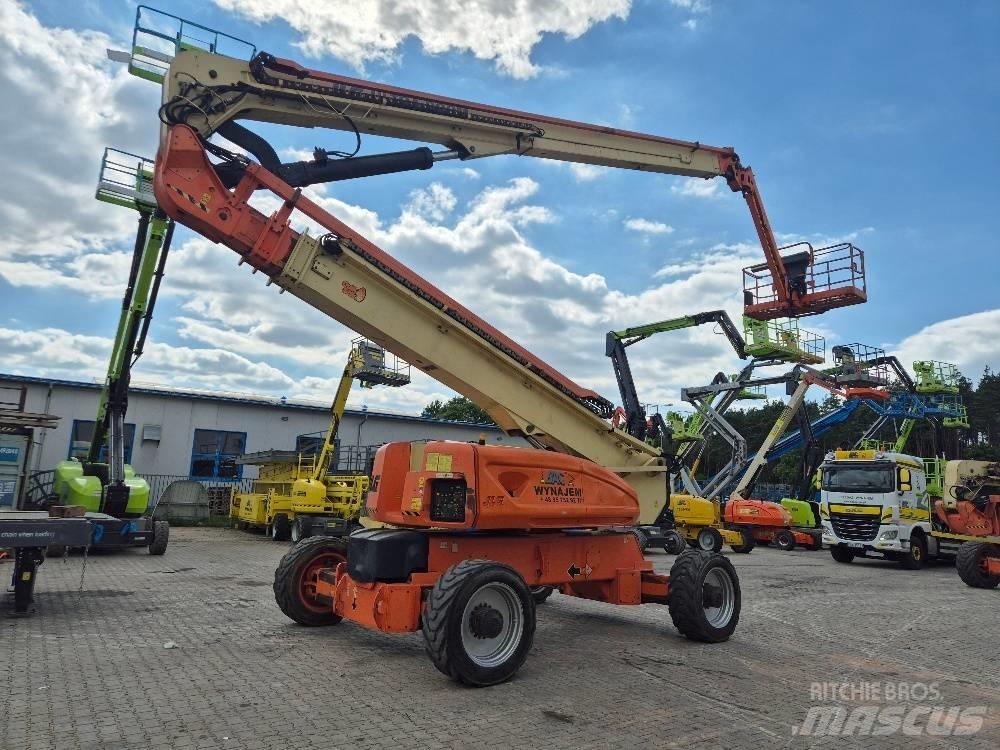 JLG 1250 AJP Съчленени стрелови подемници