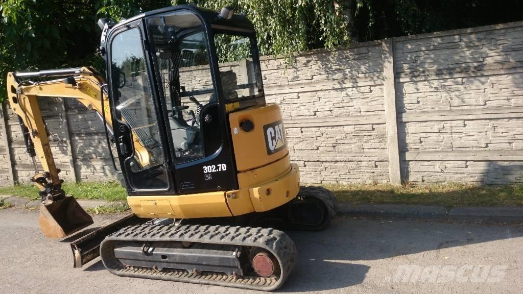 CAT 302.7 D Средни екскаватори 7т - 12т