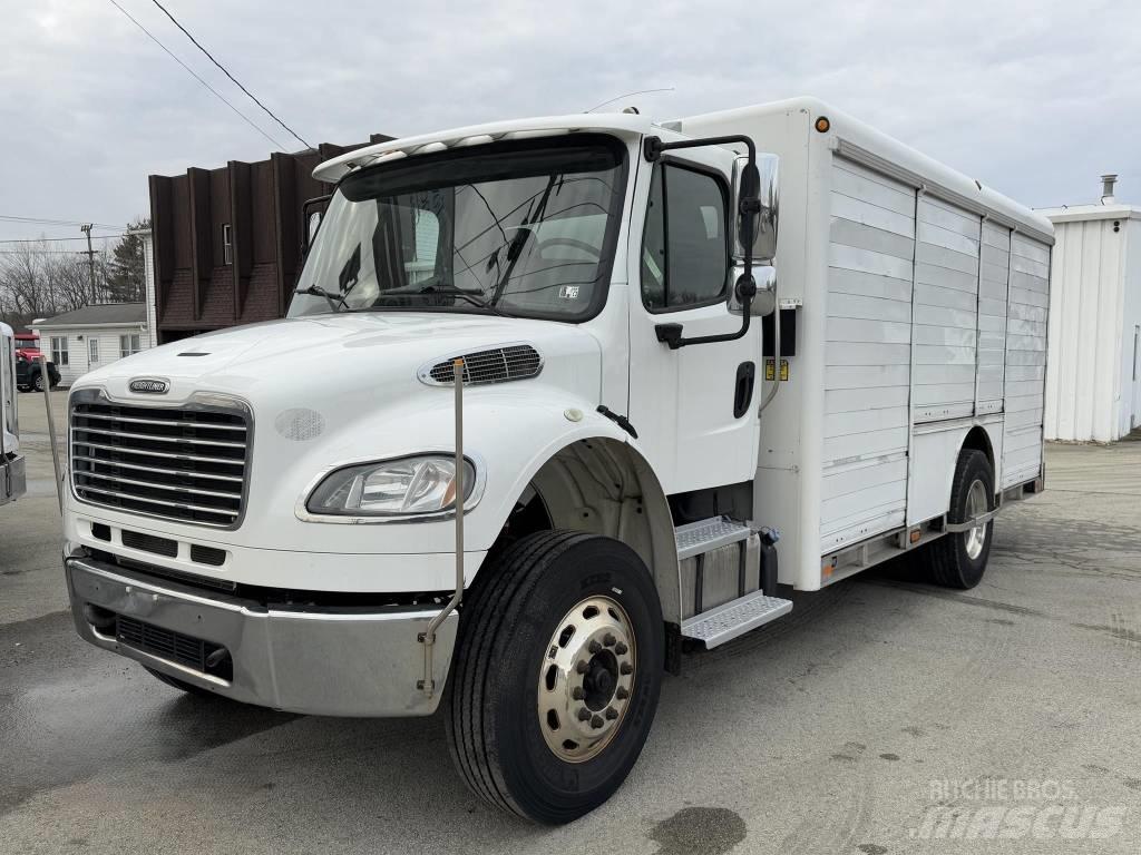 Freightliner M2 Товарни камиони за напитки