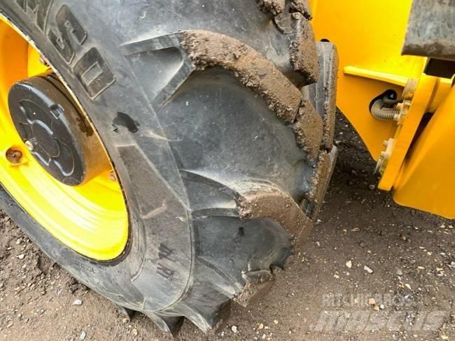 JCB 535-125 Телескопични товарачи