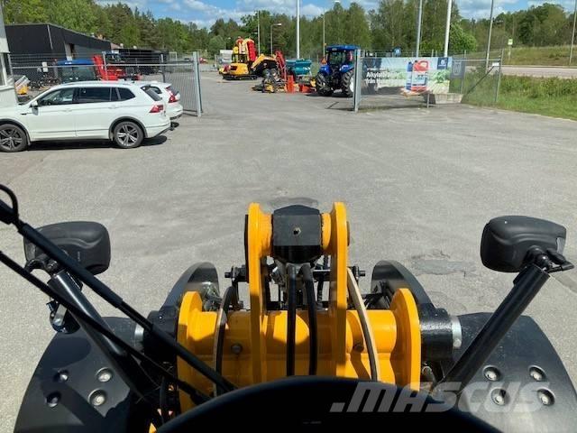 JCB 409 Колесни товарачи