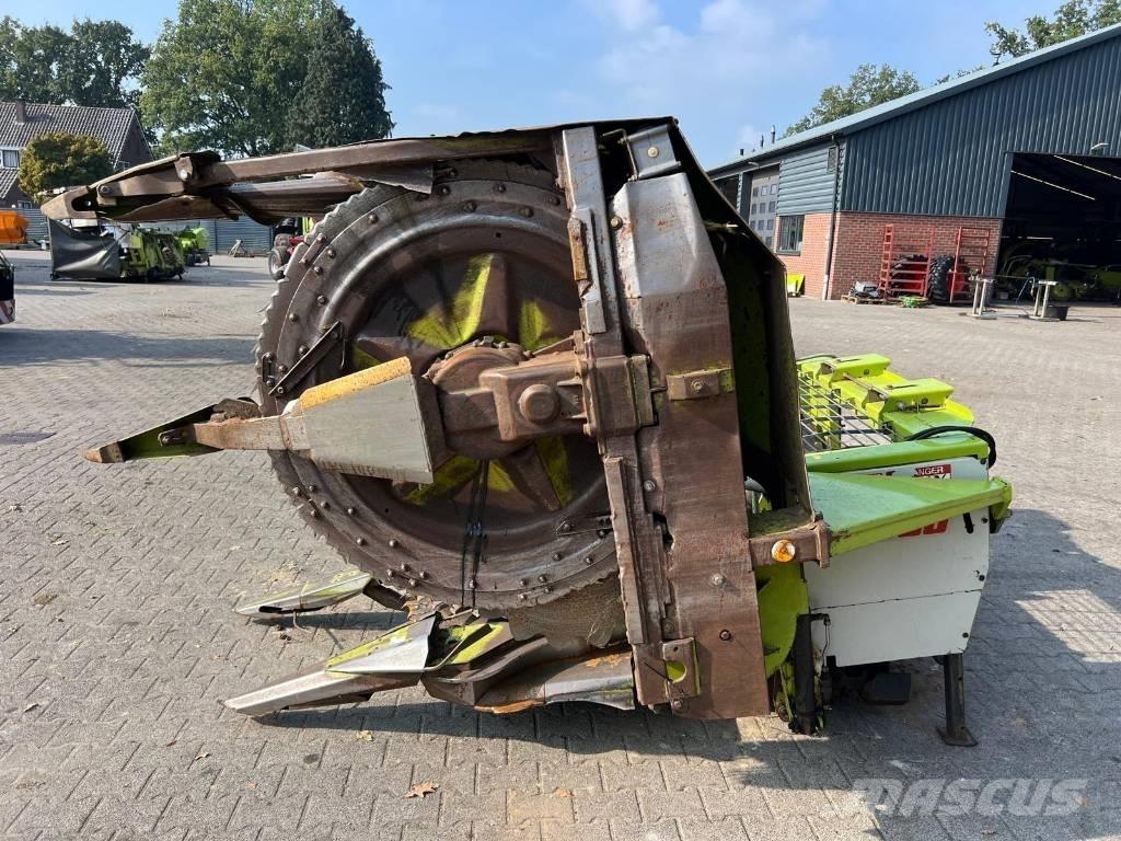 CLAAS RU 450 Самоходни фуражири