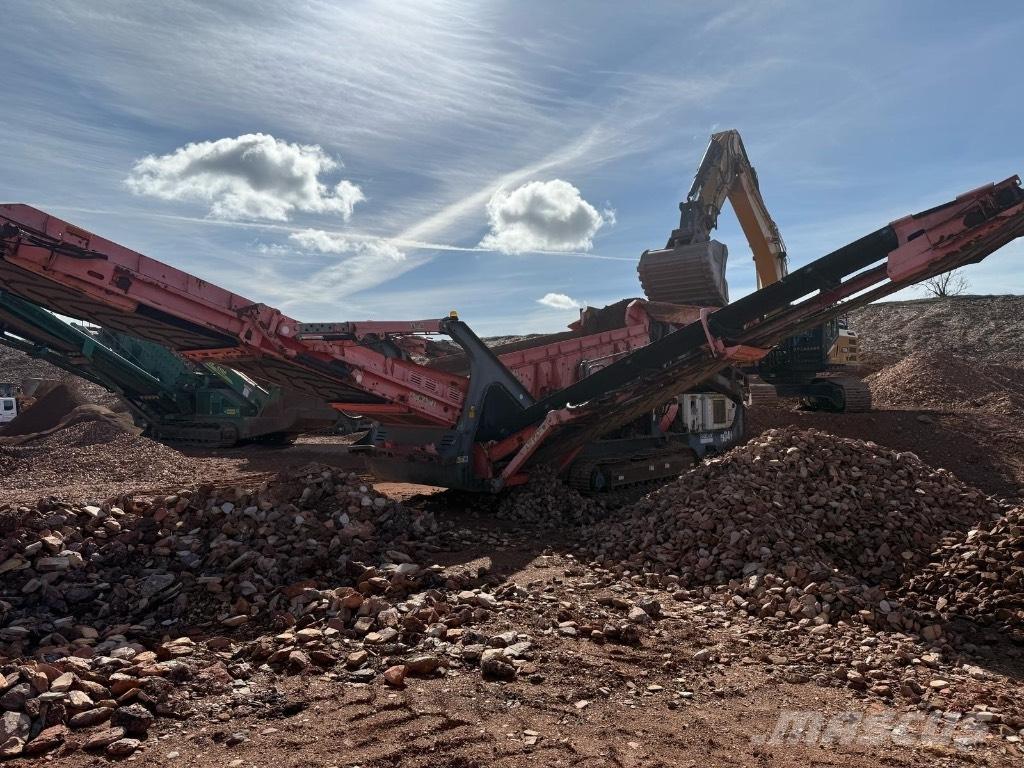 Sandvik QE 341 Мобилни скрийнери

