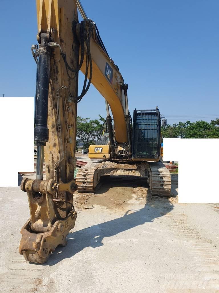 CAT 330F Верижен екскаватор