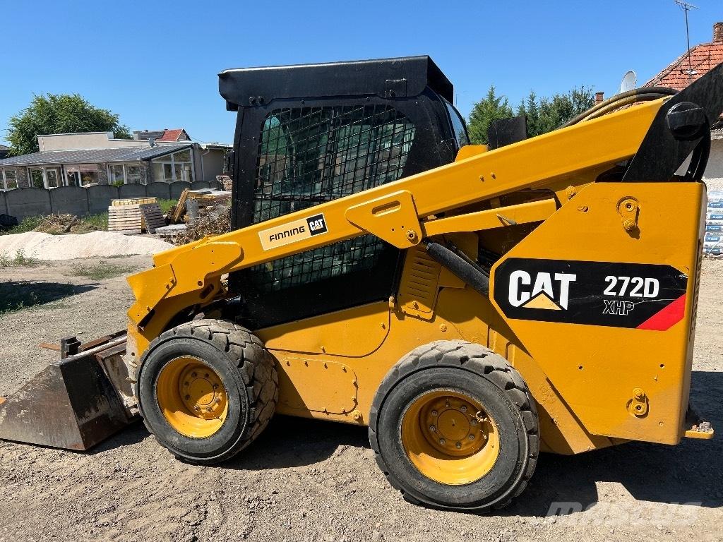 CAT 272 D XHP Мини товарачи

