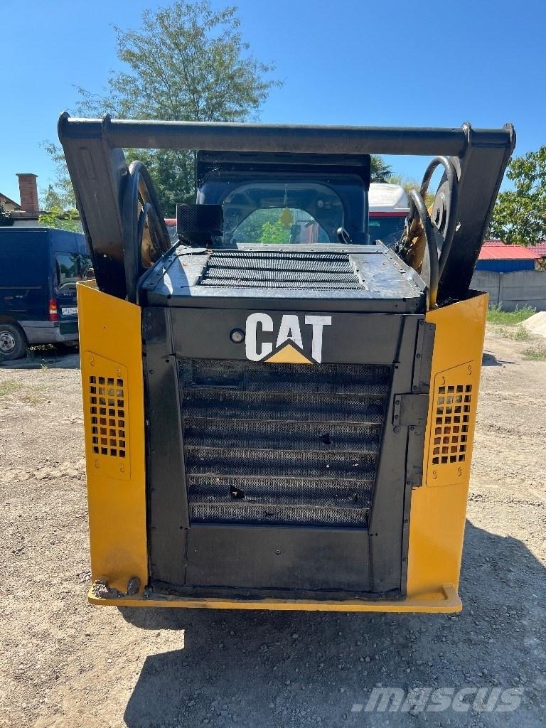 CAT 272 D XHP Мини товарачи
