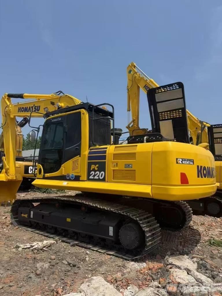 Komatsu 220LC-8 Верижен екскаватор